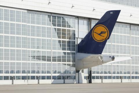 Das befürchtete Chaos im Flugverkehr ist am Wochenende ausgeblieben: Wegen einer fehlerhaften Software mussten zwar tausende Airbus-Flugzeuge der Typenfamilie A320 bis zu einem Update am Boden bleiben. Die Aktualisierung ging aber überwiegend schnell.